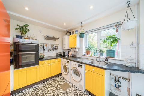 undefined, Longford Road, Twickenham TW2