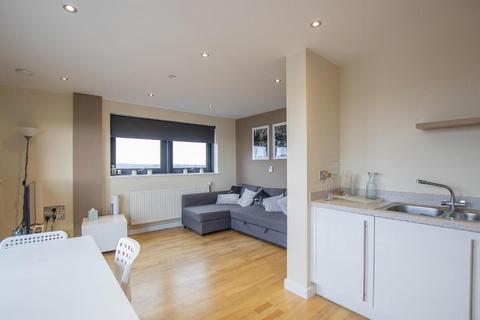 undefined, Pinnacle House, EN1