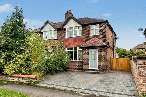 3 bedroom semi-detached house for sale, Stockport Road, Timperley, Altrincham