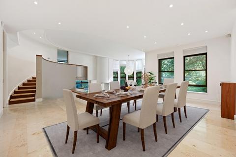 undefined, Mount Tyndal, Spaniards Road