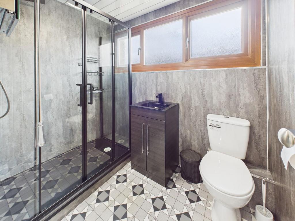 CAM04899 G0-PR0226-STILL009.jpg