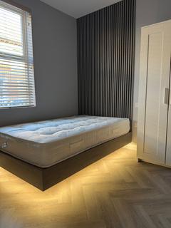 undefined, Essex Street, Reading, Berkshire, RG2 0EH