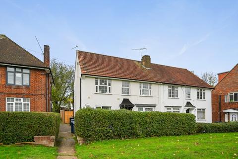 London, NW7
