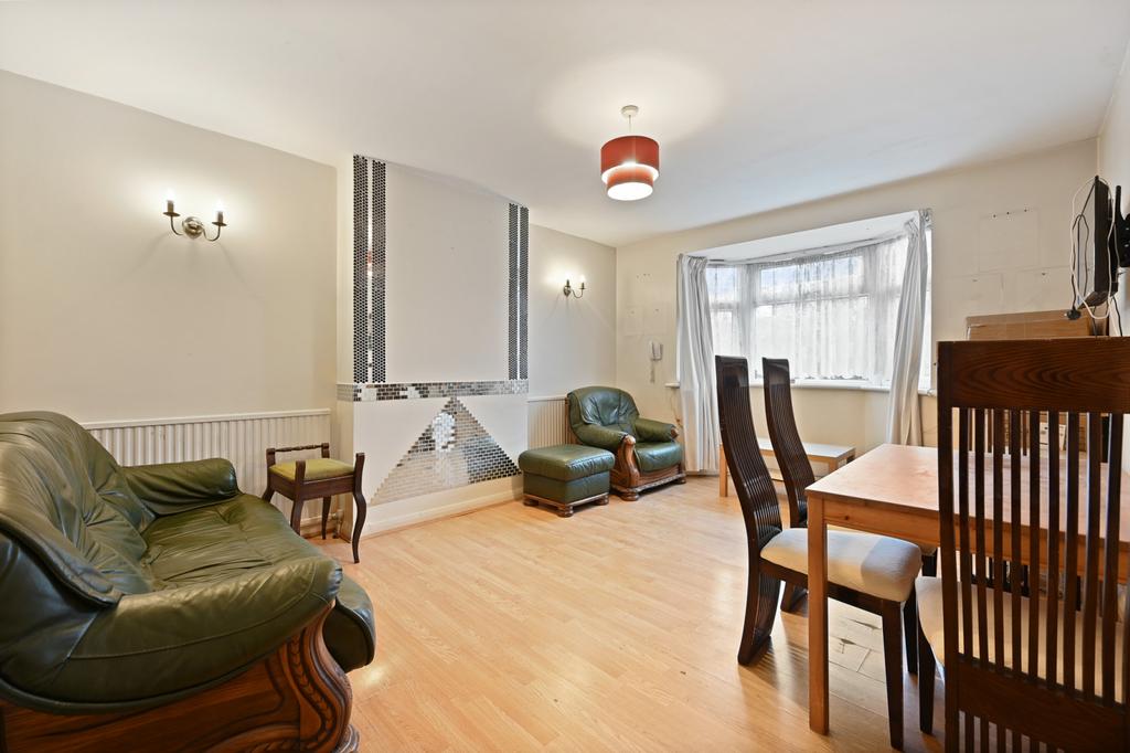 Lounge 1