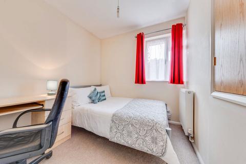 undefined, Kent Avenue, Canterbury