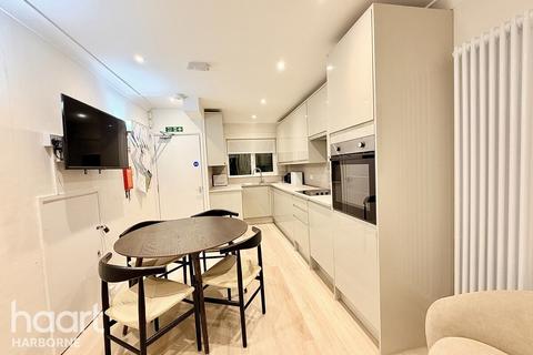 Metchley Drive, Harborne