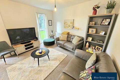 undefined, Hunting Place, Hounslow, TW5