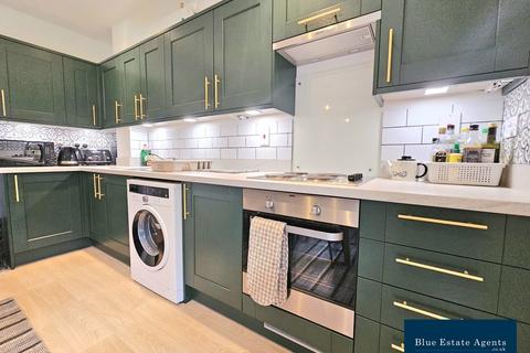 undefined, Hunting Place, Hounslow, TW5
