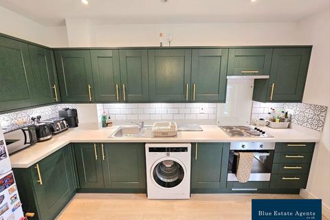 undefined, Hunting Place, Hounslow, TW5