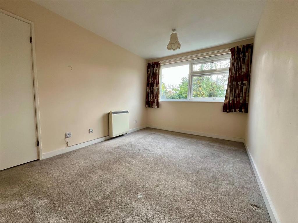 Bedroom One.jpg