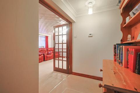 undefined, Exmouth Drive, Rayleigh SS6