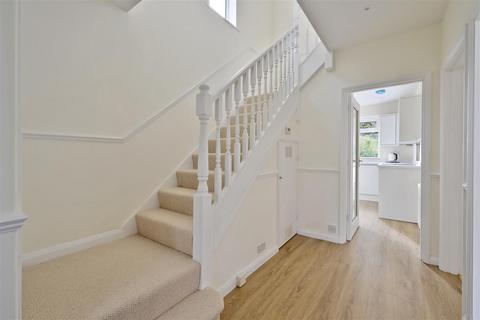 undefined, Downs Way Close, Tadworth KT20