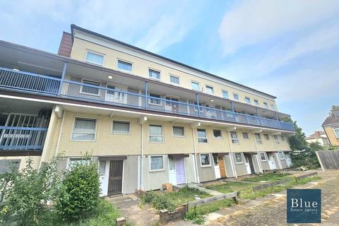 undefined, Redwood Estate, Hounslow, TW5