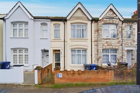 Townsend Road, Southall UB1