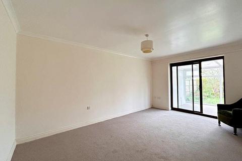 2 bedroom bungalow for sale, Willow Bank Close, Throckmorton, Pershore, WR10