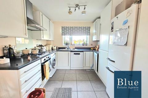 2 bedroom flat for sale, Inverness Road, Hounslow, TW3