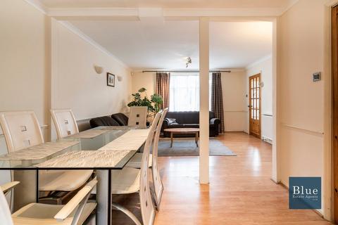 undefined, Cedar Road, Hounslow, TW4