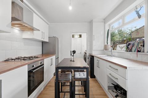 3 bedroom house for sale, Church Road, Leyton
