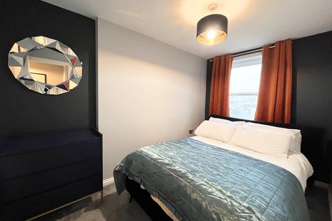 1 bedroom flat to rent, South Street, Brighton, BN1 1AP