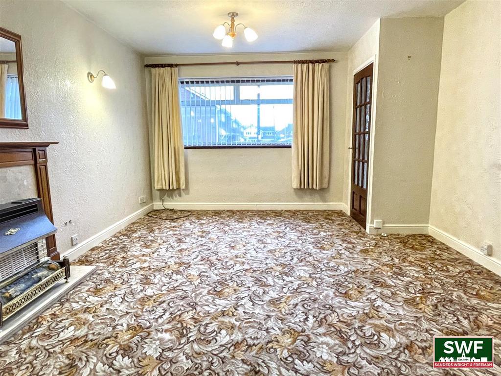 Living room1.jpg