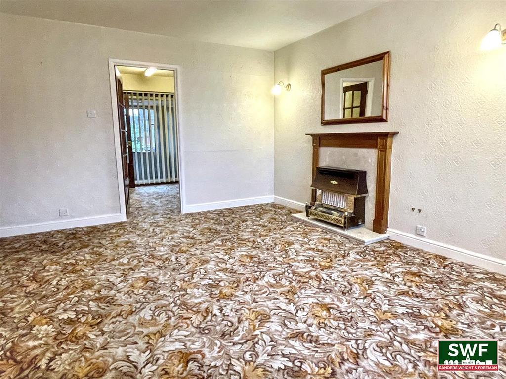 Living room3.jpg