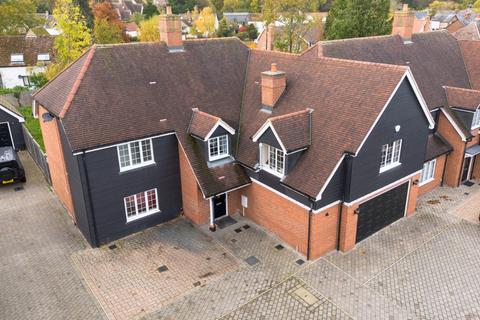 5 bedroom semi-detached house for sale, Bluebell Drive, Saffron Walden CB11