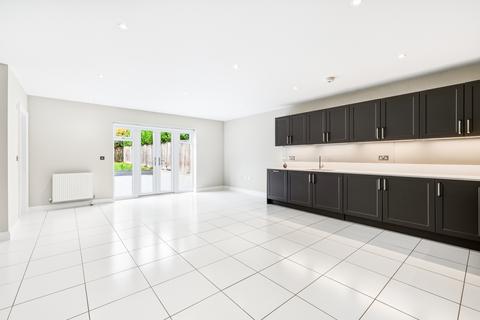 5 bedroom semi-detached house for sale, Bluebell Drive, Saffron Walden CB11