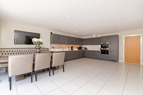 5 bedroom semi-detached house for sale, Bluebell Drive, Saffron Walden CB11