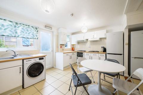 Regency Place, Canterbury