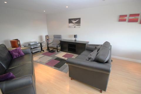 2 bedroom flat for sale, The Quays, Salford Quays, Salford, M50