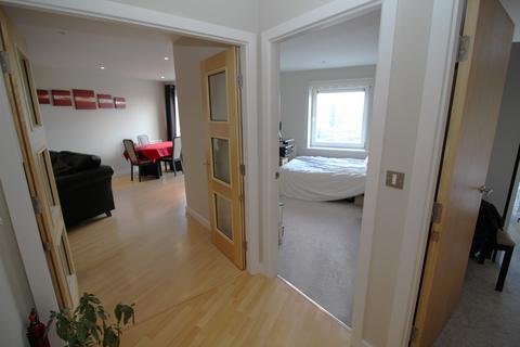 2 bedroom flat for sale, The Quays, Salford Quays, Salford, M50