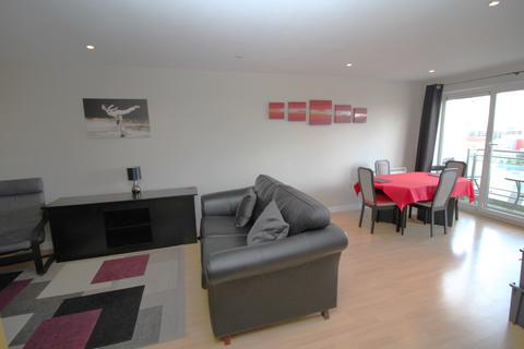 2 bedroom flat for sale, The Quays, Salford Quays, Salford, M50