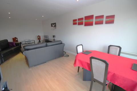 2 bedroom flat for sale, The Quays, Salford Quays, Salford, M50