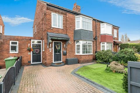 3 bedroom semi-detached house for sale, Rookhill Mount, West Yorkshire WF8