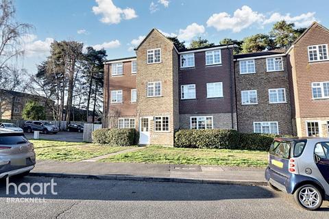 1 bedroom apartment to rent, Crofton Close, BRACKNELL