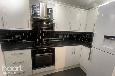 1 bedroom apartment to rent, Crofton Close, BRACKNELL
