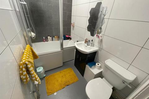 undefined, Amble Grove, Sandyford