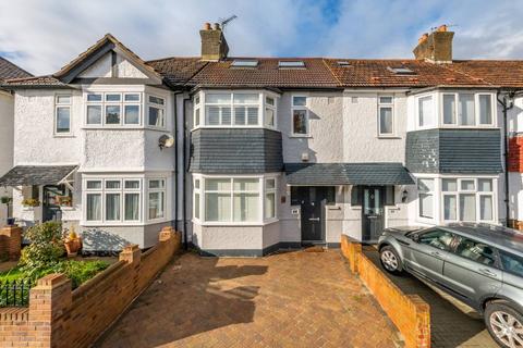 Phyllis Avenue, Motspur Park, New Malden, KT3