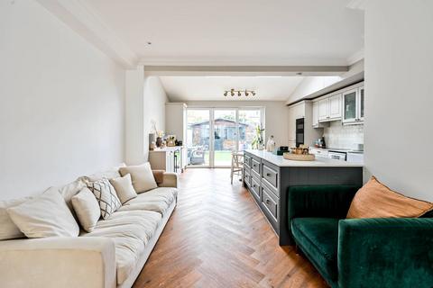 undefined, Phyllis Avenue, Motspur Park, New Malden, KT3