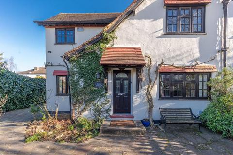 3 bedroom cottage for sale, Chantry Road, Headstone, Harrow, HA3