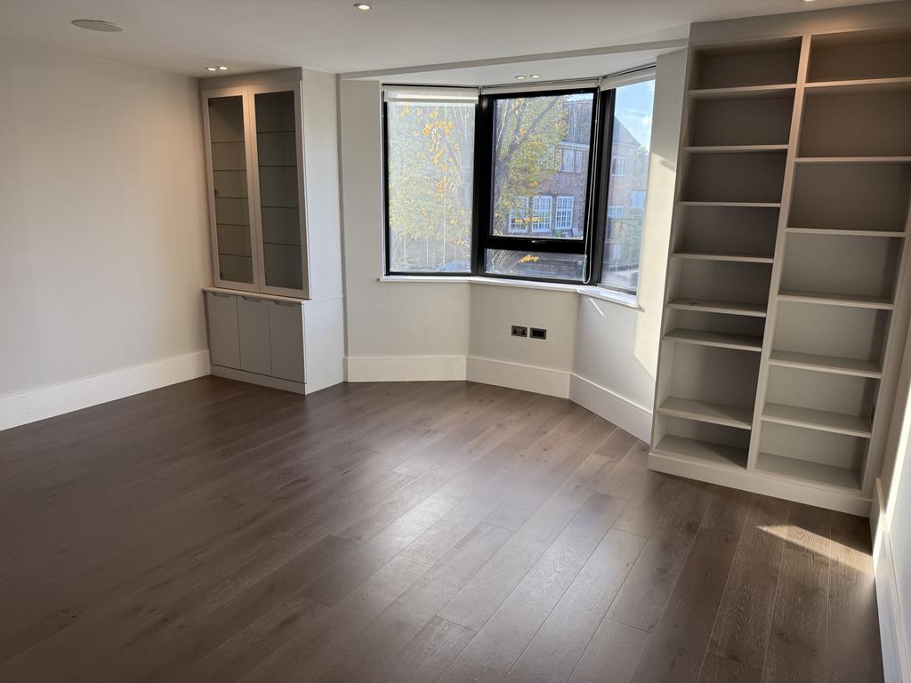 1 bed flat to rent Hodford Road, London NW11