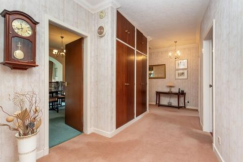 undefined, Carriden Brae, Bo'Ness EH51