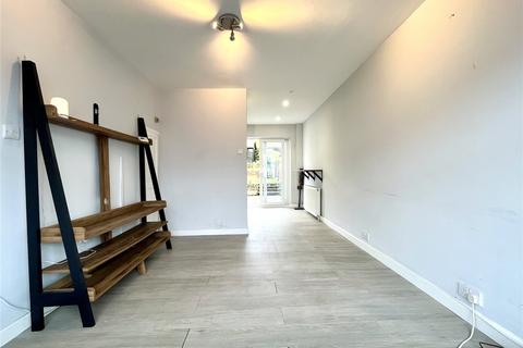 2 bedroom terraced house to rent, Sunland Avenue, Bexleyheath, Kent, DA6