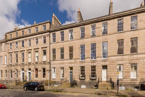 2 bedroom flat to rent, Drummond Place, New Town, Edinburgh