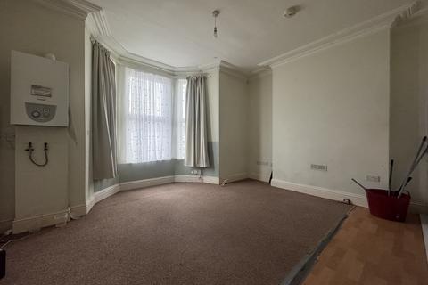 1 bedroom flat for sale, Flat 1, 247 Lipson Road, Lipson, Plymouth, Devon PL4 7ES