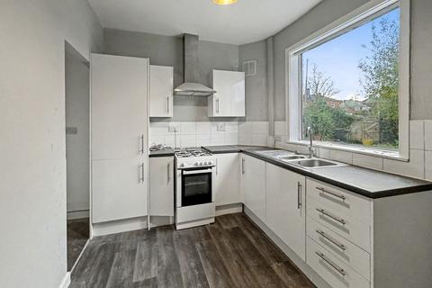 2 bedroom terraced house for sale, Bury New Road, Whitefield, M45