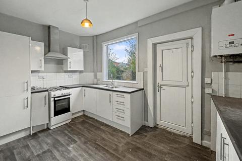2 bedroom terraced house for sale, Bury New Road, Whitefield, M45