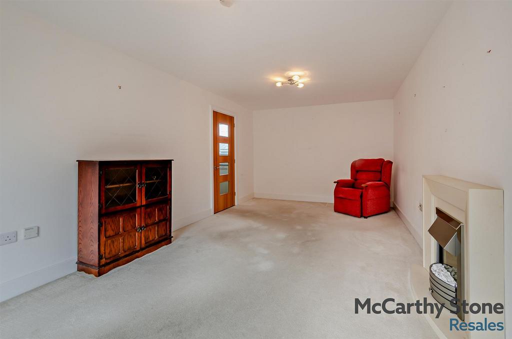 8666884-interior05-800.jpg