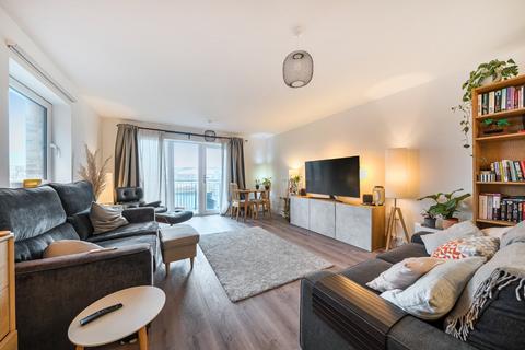 1 bedroom flat for sale, Thomas Blake Avenue, Southampton, Hampshire, SO14