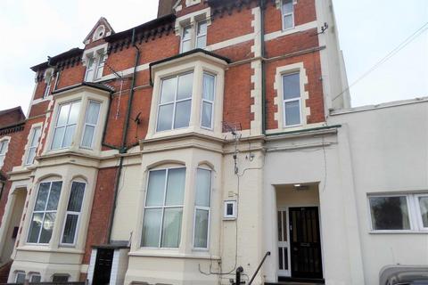 Newbridge Crescent, Wolverhampton, WV6 0LH